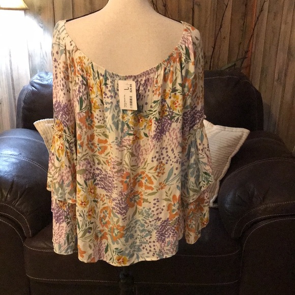 Adora Cream Feeling Special Ruffle Floral Off the Shoulder Top Size L - Picture 5 of 8